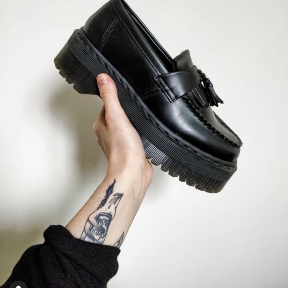 ISO! DO NOT BUY! Doc Martens Marlie loafer 9